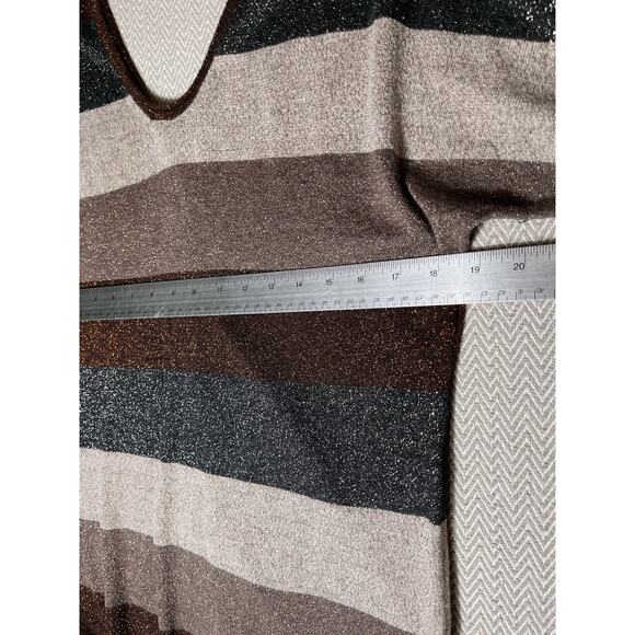 Express Women’s Medium Metallic Stripe Knit Top Scoop Neck Button Back Glitter - Picture 4 of 10